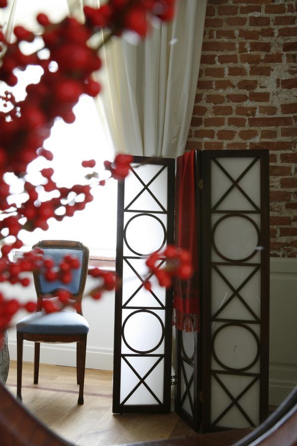 Hotel Dwor Kosciuszko Cracovia Esterno foto A room divider