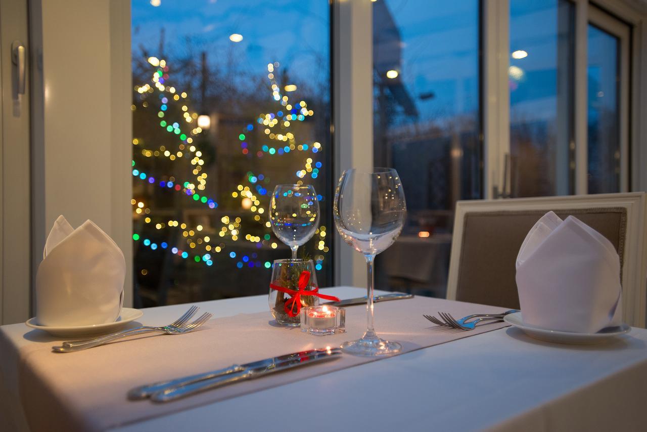 Hotel Dwor Kosciuszko Cracovia Esterno foto Restaurant