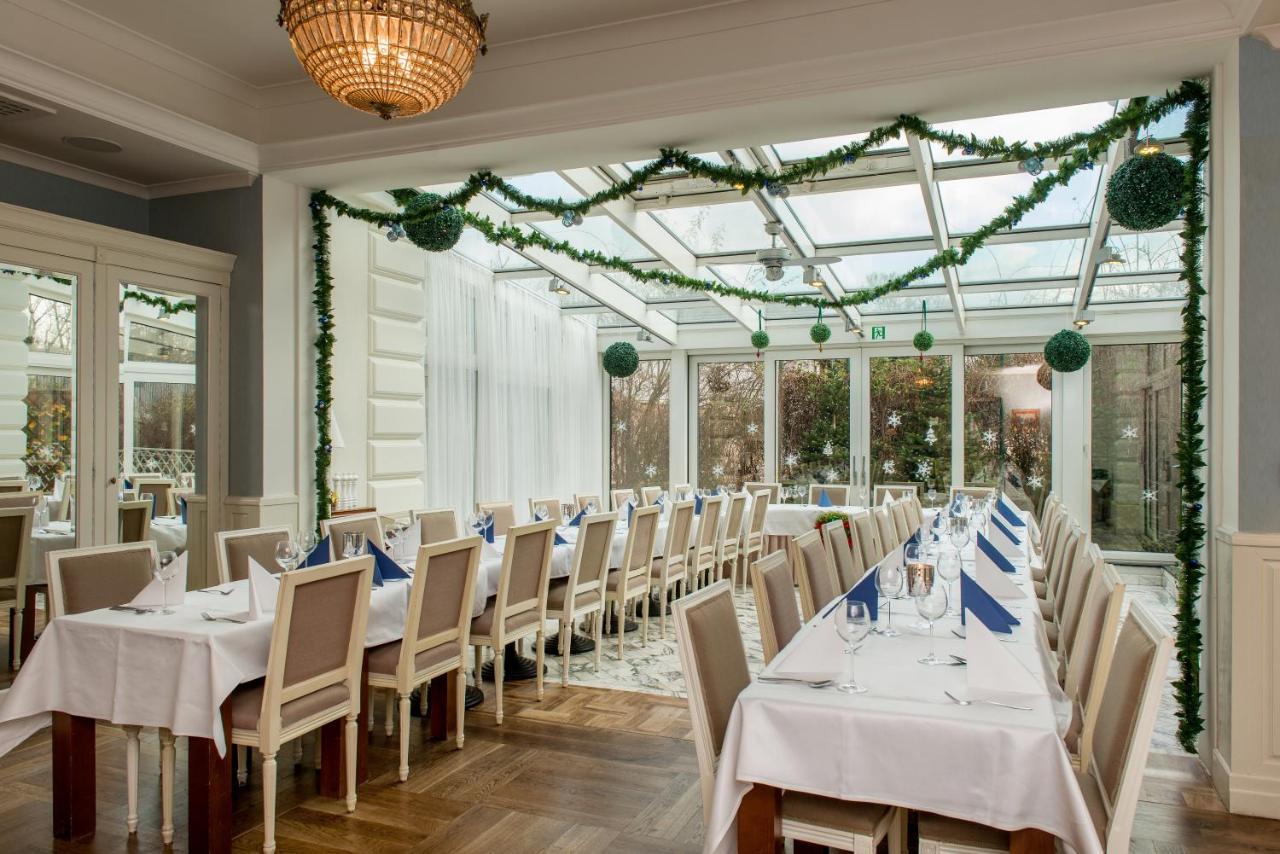 Hotel Dwor Kosciuszko Cracovia Esterno foto Restaurant